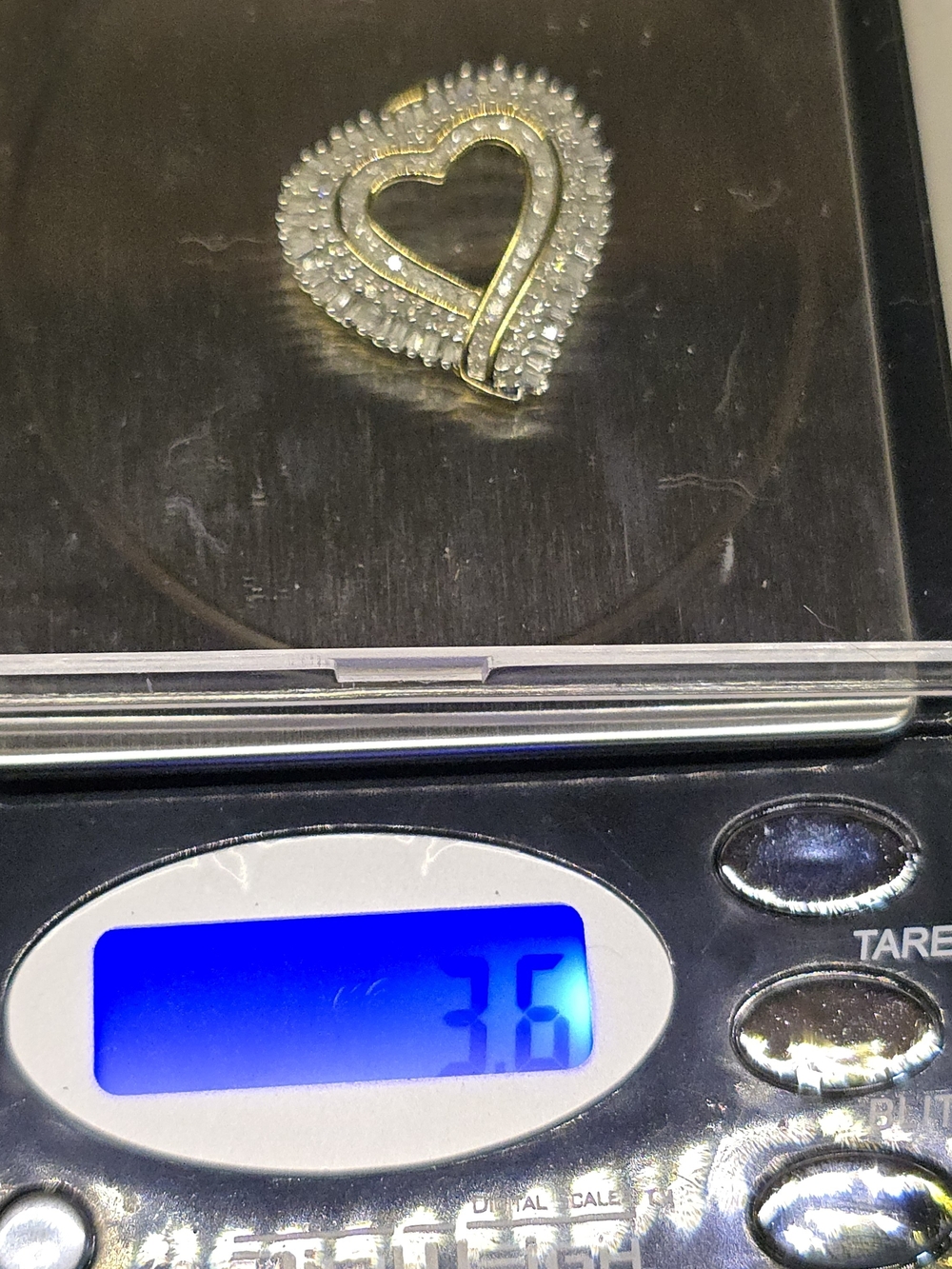10K Gold Heart Pendant Round & Baguette Diamonds 3.6g - Picture 14 of 16
